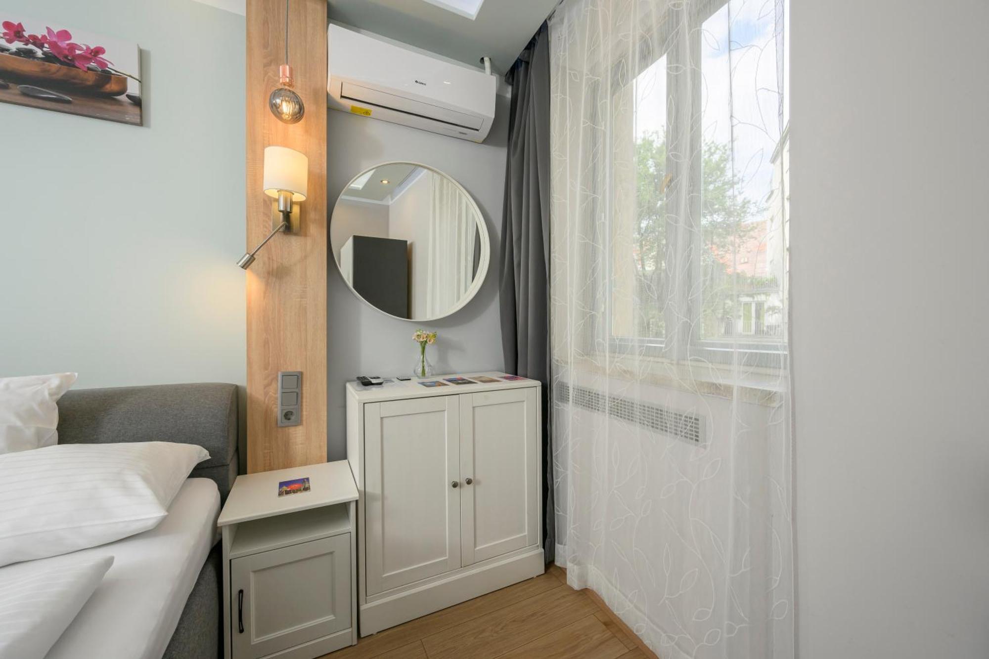 Palais Palffy Apartments 비엔나 외부 사진