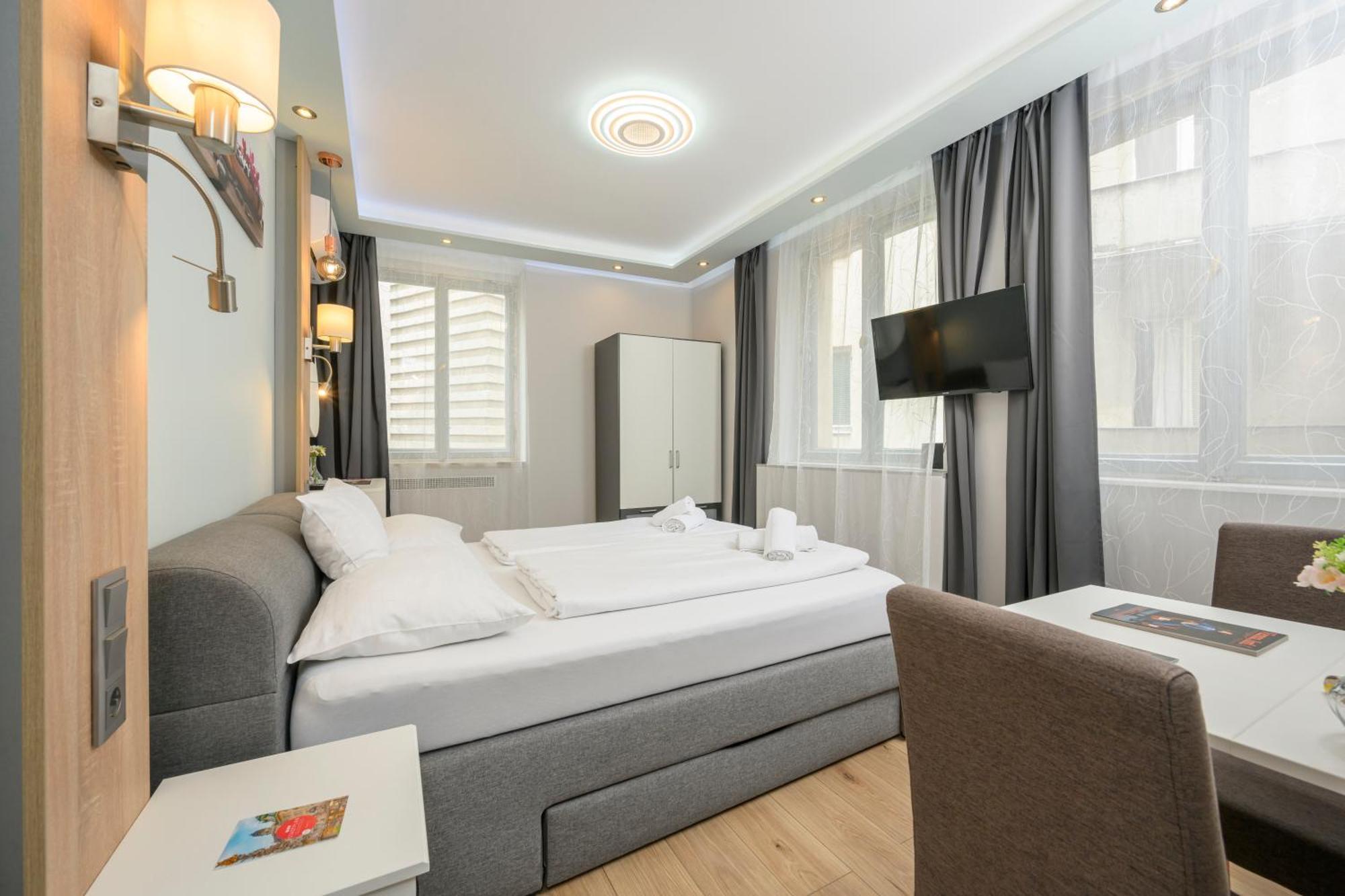 Palais Palffy Apartments 비엔나 외부 사진